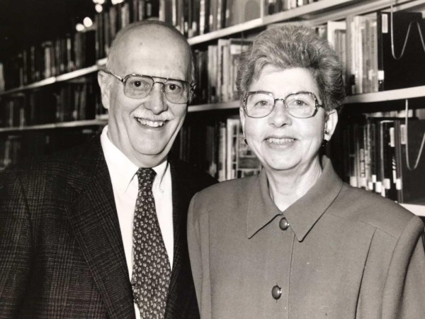 photo of Nettie and John Hoffman